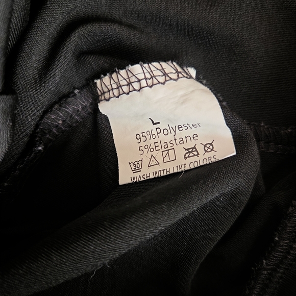 Black Women's Capris - Picture 4 of 4